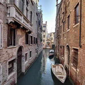 Canal View In Rialto By Wonderful Italy Appartement Venise